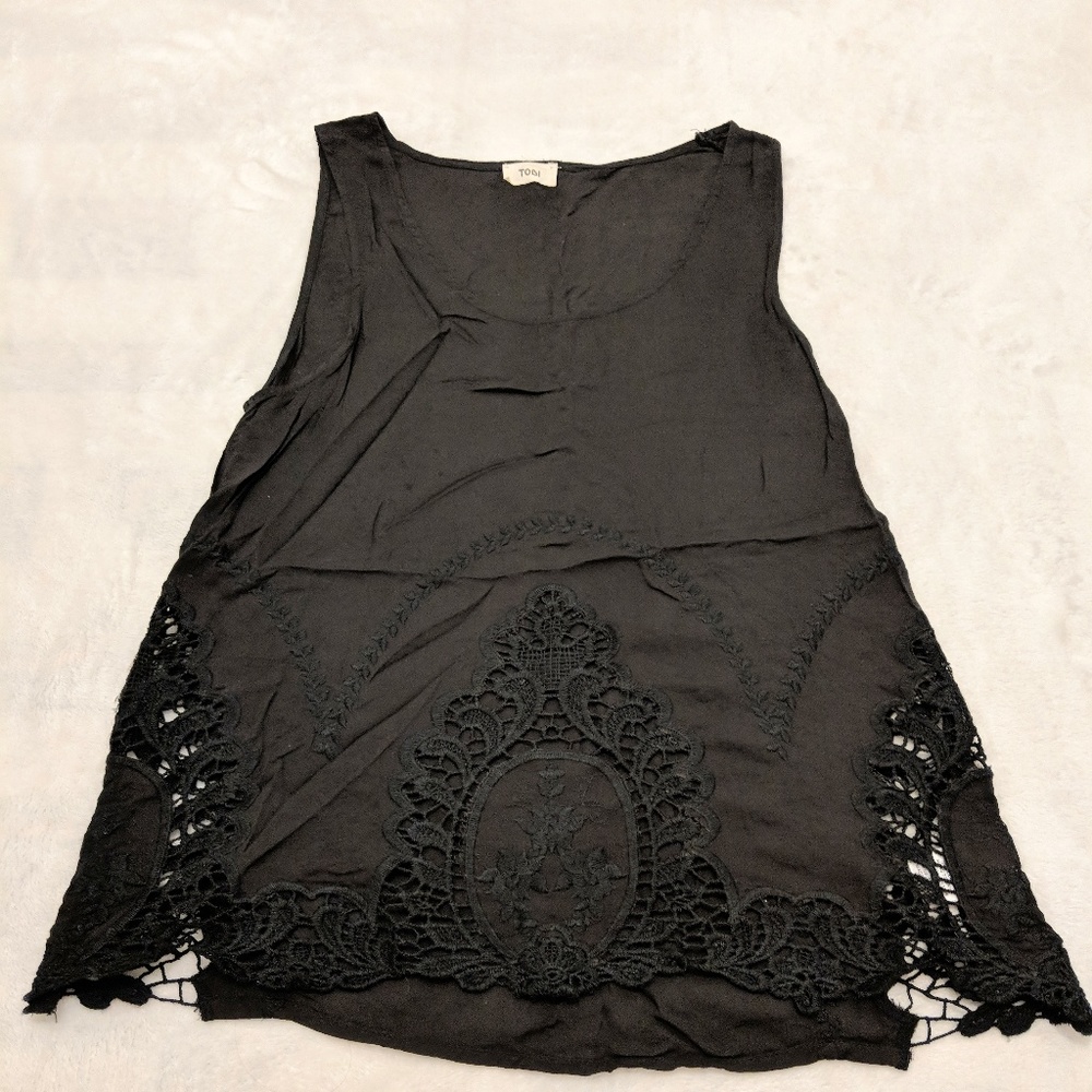 NWOT Tobi - Black Lace Tank
